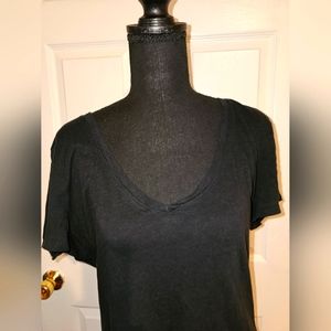 Victoria's Secret PINK vintage Y2K  plain black v-neck with dog logo on front